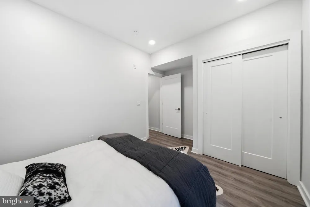 1951 Cambridge St, Philadelphia, PA 19130-1507