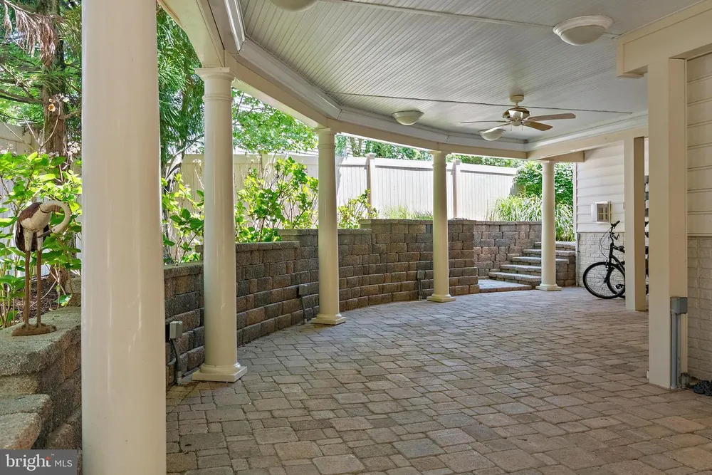 216 Bowen Ct, Annapolis, MD 21401