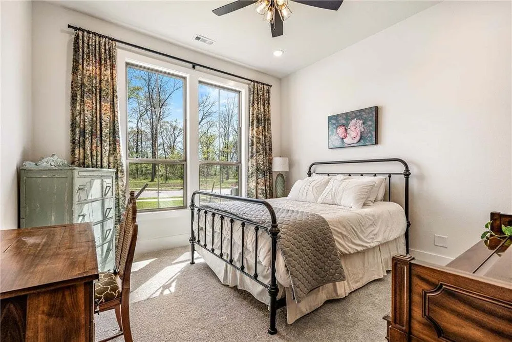 W Migration Way, Bentonville, AR 72713