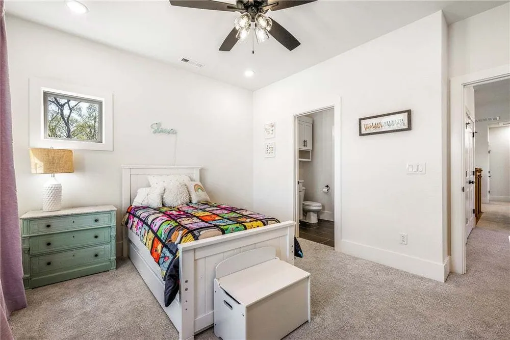 W Migration Way, Bentonville, AR 72713