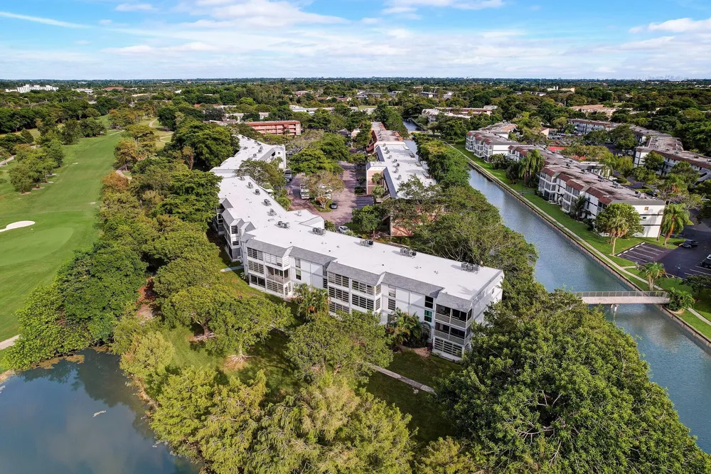 8370 Sands Point Boulevard, Tamarac, FL 33321