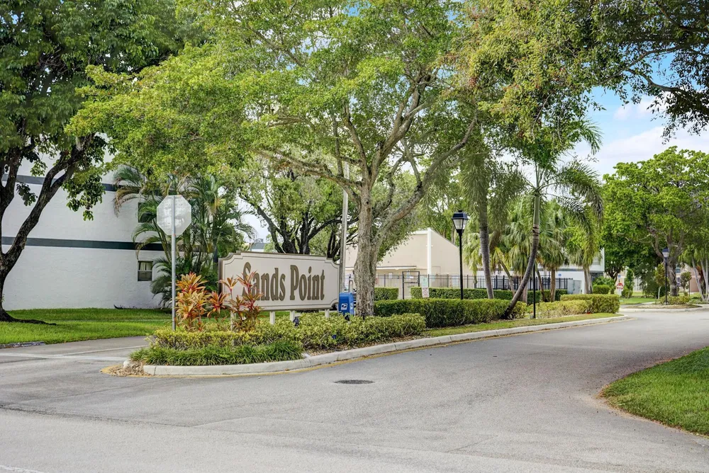 8370 Sands Point Boulevard, Tamarac, FL 33321