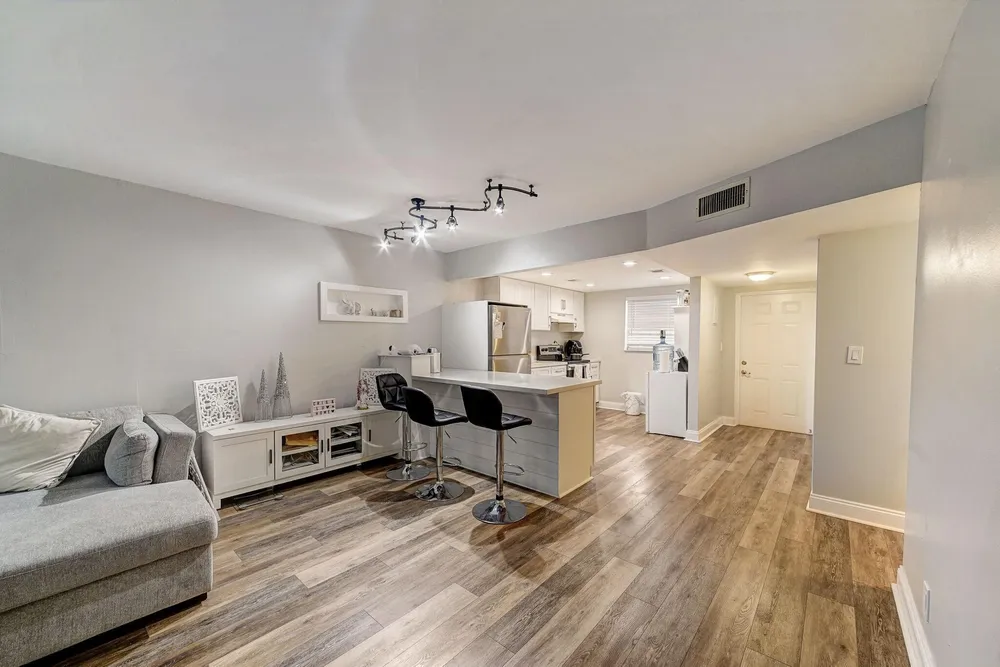 8370 Sands Point Boulevard, Tamarac, FL 33321