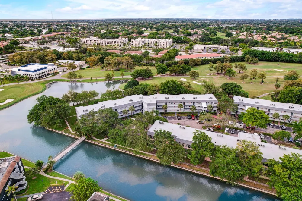 8370 Sands Point Boulevard, Tamarac, FL 33321