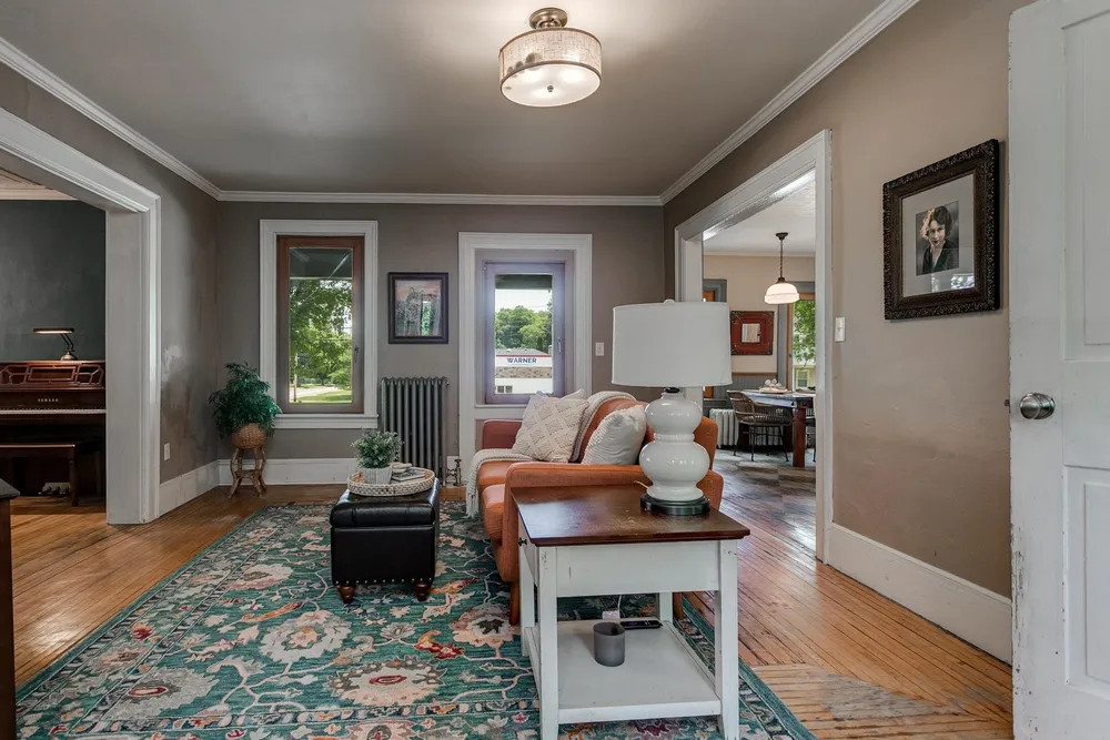 1001 S Lawe St, Appleton, WI 54915