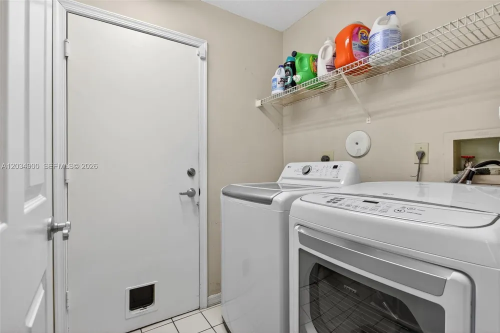5115 NW 51st Ave, Coconut Creek, FL 33073