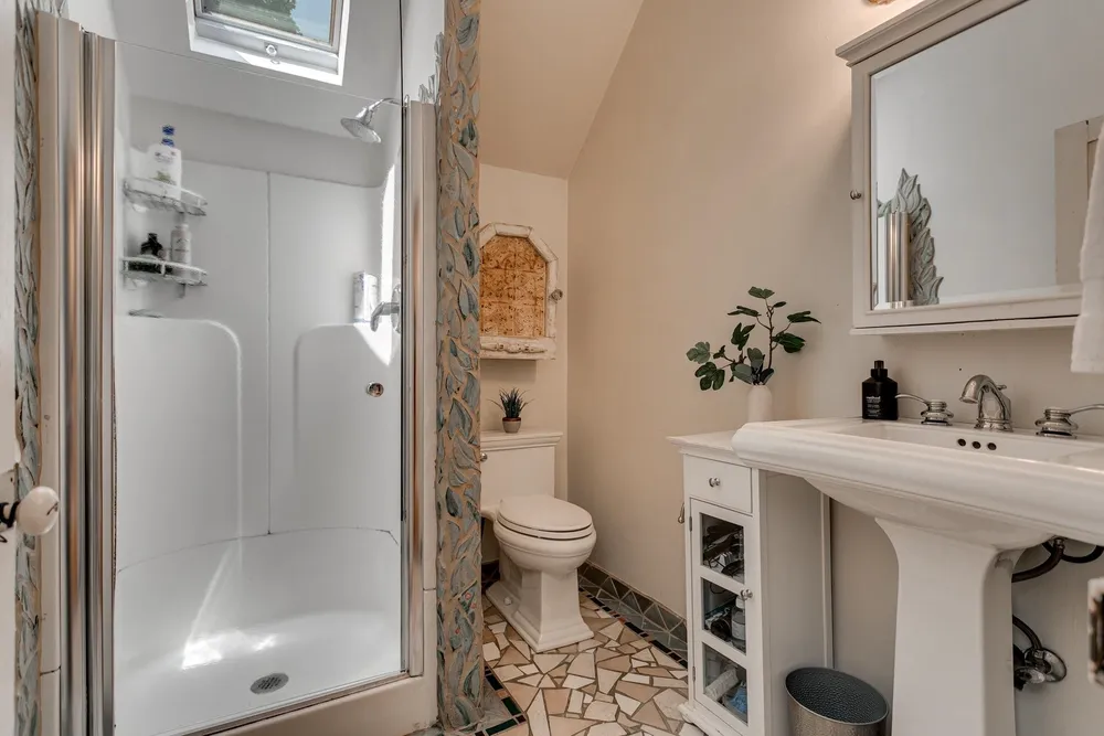 1001 S Lawe St, Appleton, WI 54915