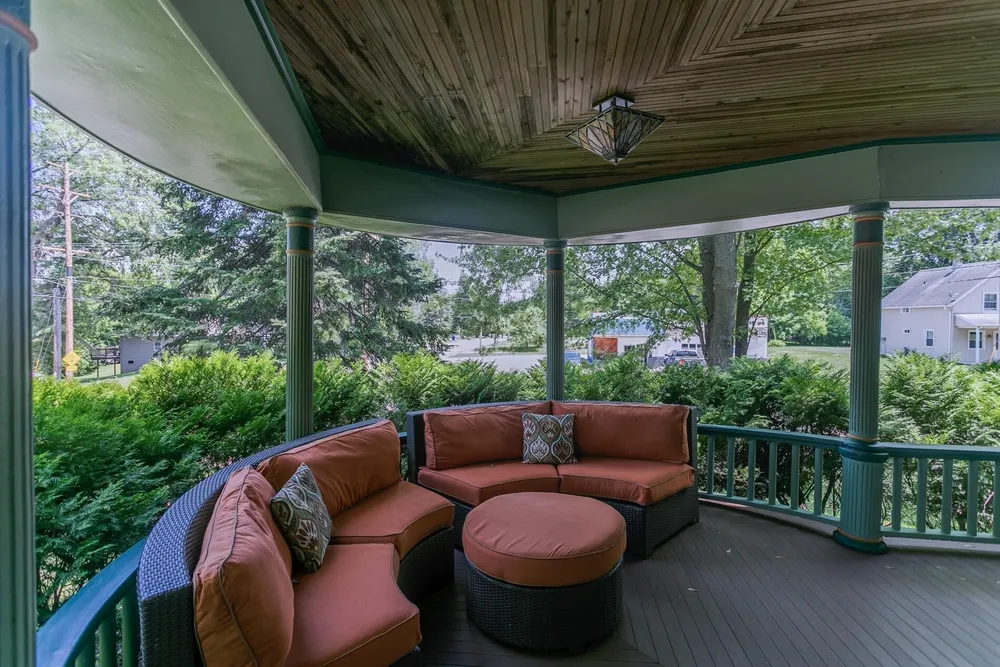 1001 S Lawe St, Appleton, WI 54915