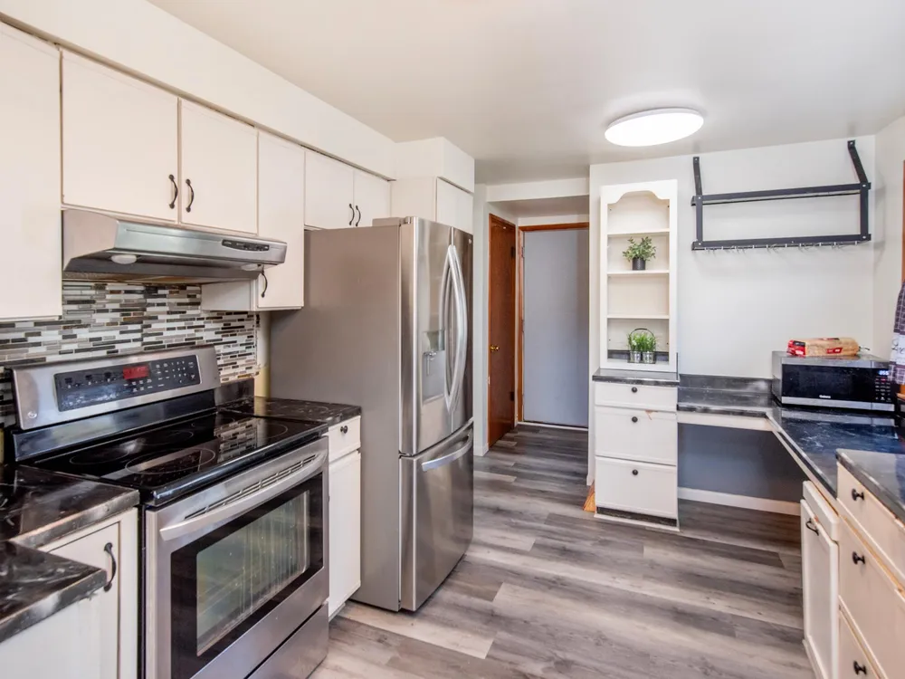 8080 E Point Douglas Rd S, Cottage Grove, MN 55016