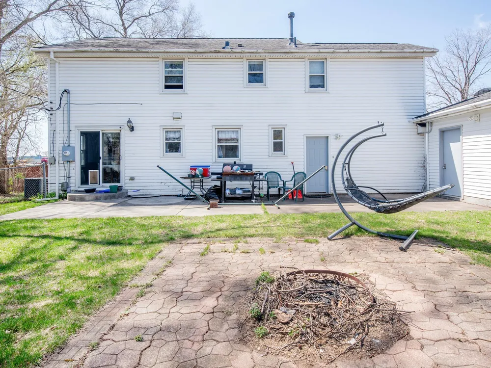 8080 E Point Douglas Rd S, Cottage Grove, MN 55016