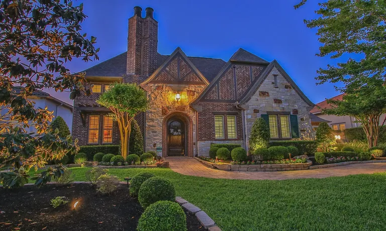 134 S Curly Willow Cir, Tomball, TX 77375