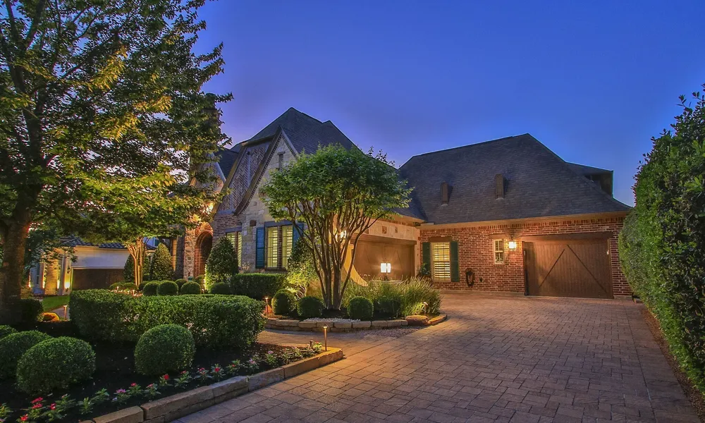 134 S Curly Willow Cir, Tomball, TX 77375