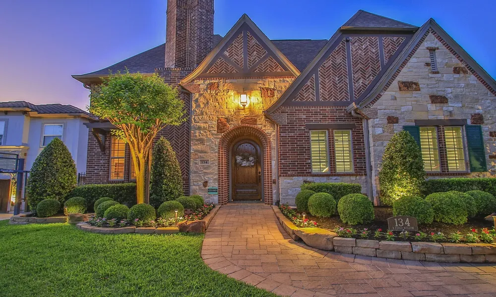 134 S Curly Willow Cir, Tomball, TX 77375