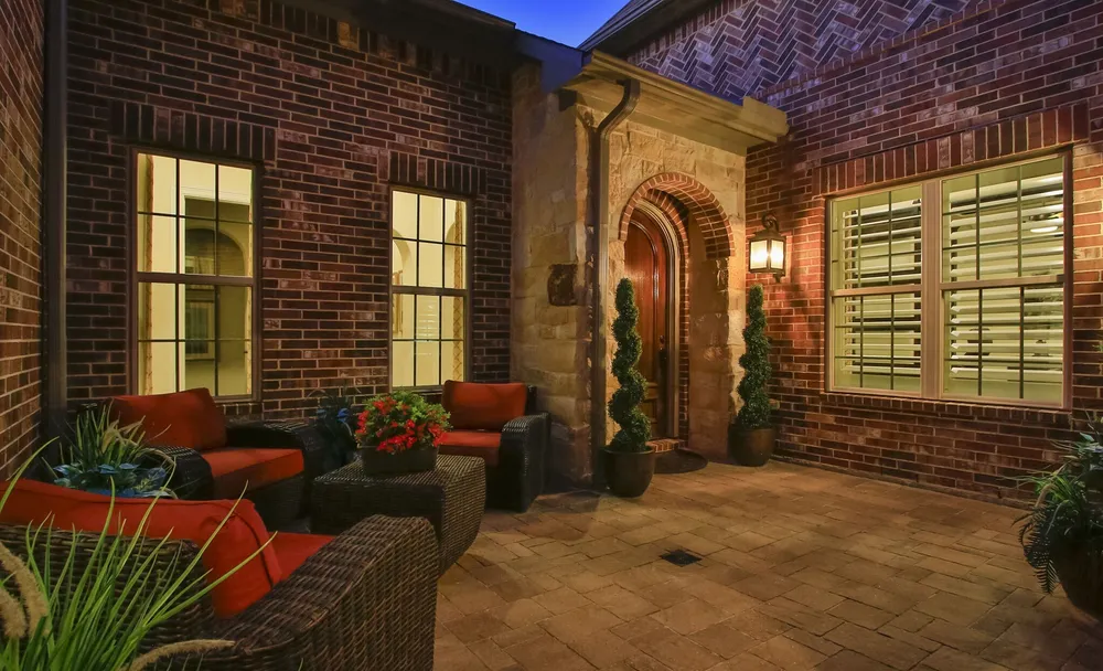 134 S Curly Willow Cir, Tomball, TX 77375