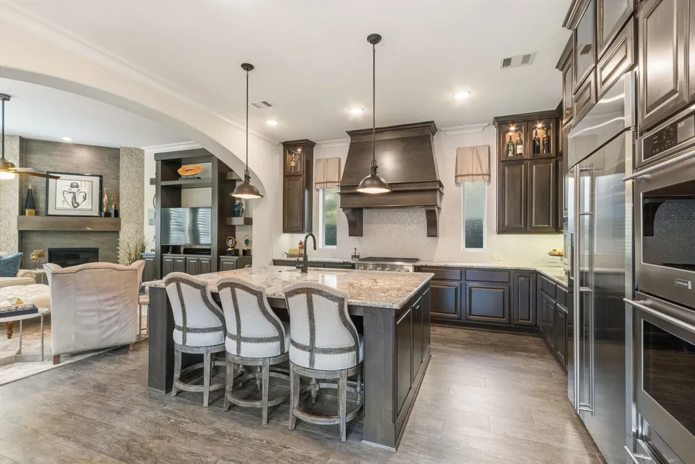 134 S Curly Willow Cir, Tomball, TX 77375