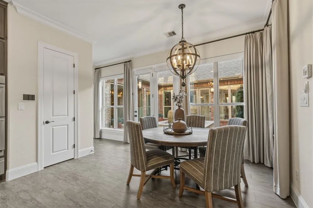 134 S Curly Willow Cir, Tomball, TX 77375