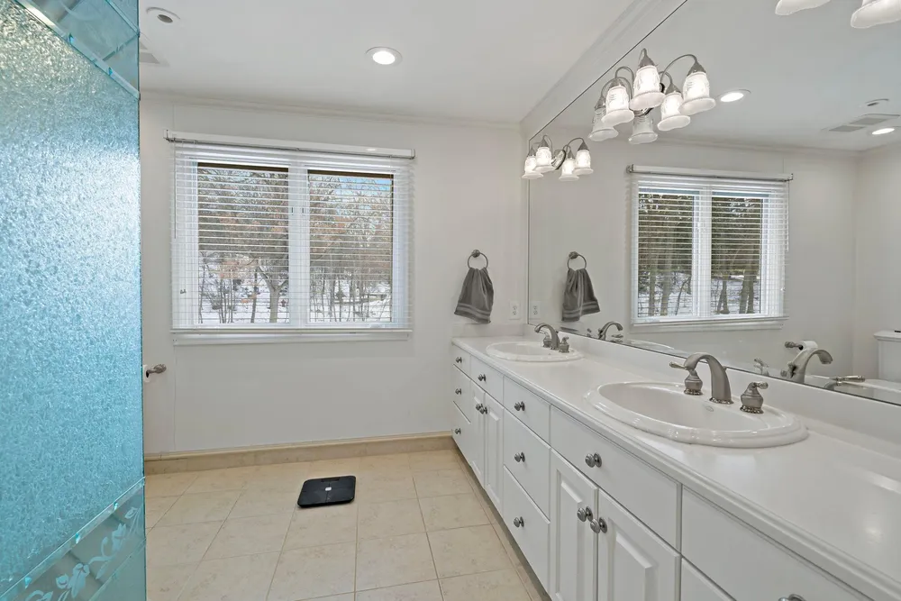 4604 Merilane, Edina, MN 55436
