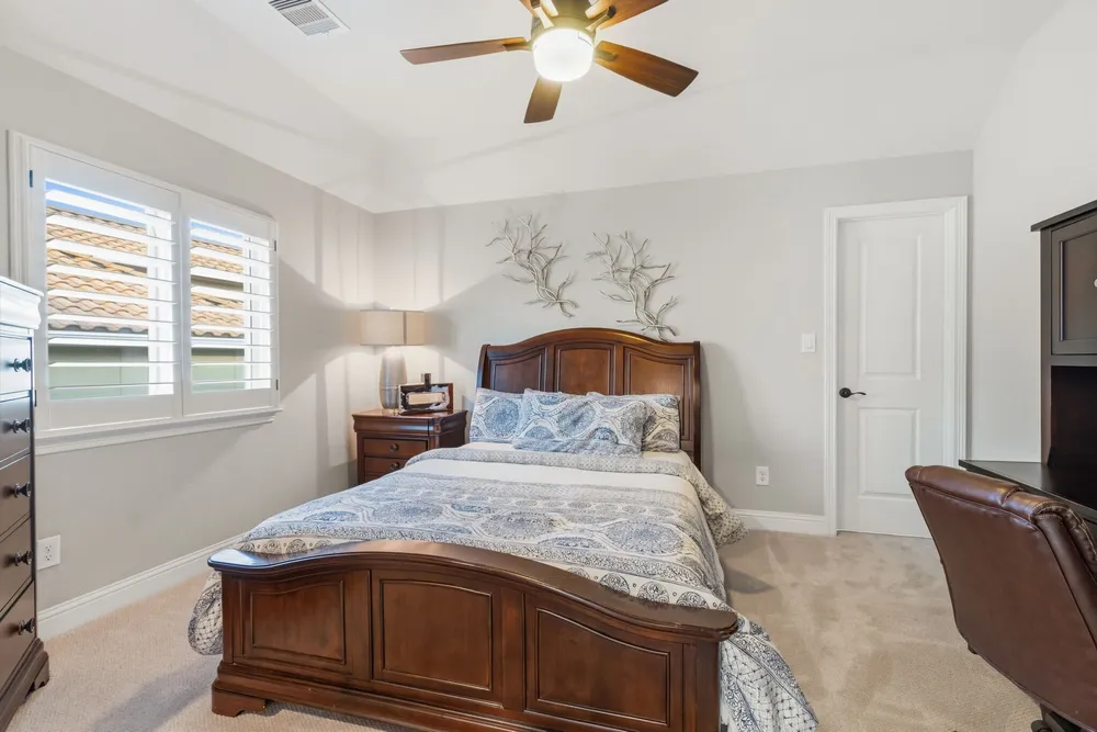 134 S Curly Willow Cir, Tomball, TX 77375