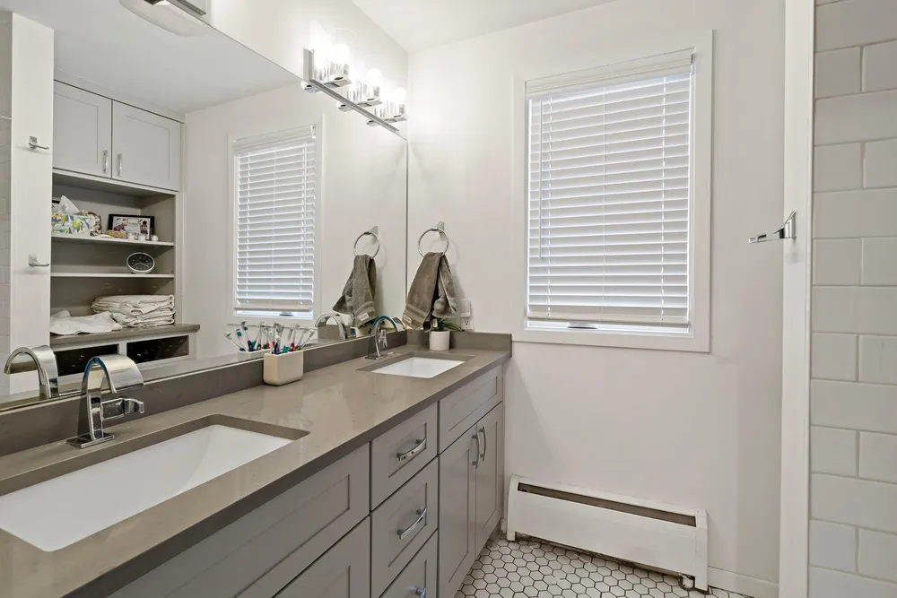 4604 Merilane, Edina, MN 55436
