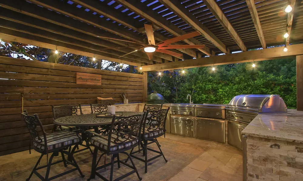 134 S Curly Willow Cir, Tomball, TX 77375