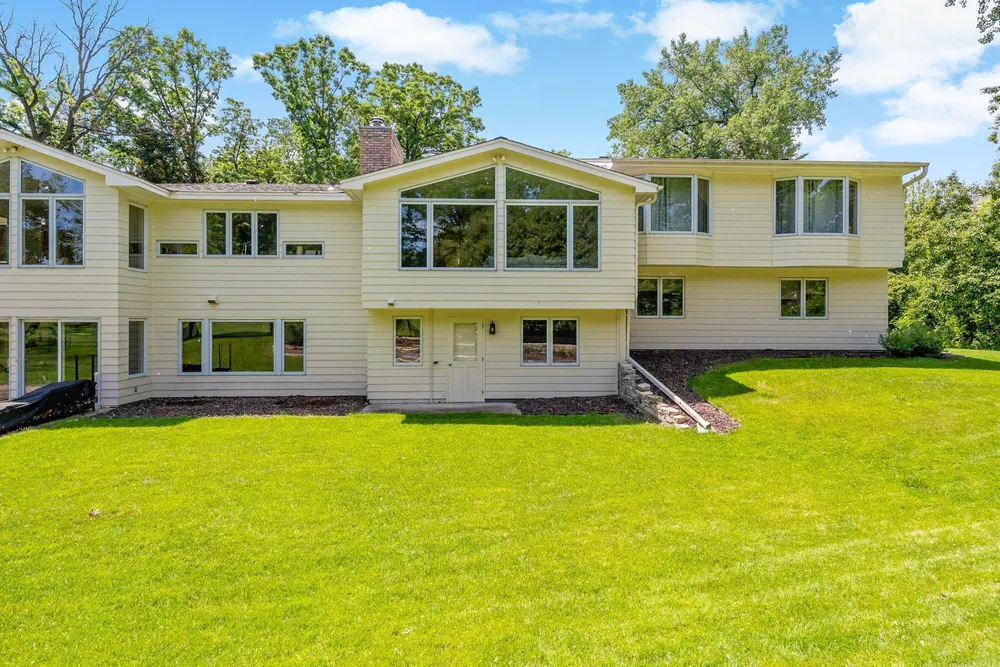 4604 Merilane, Edina, MN 55436