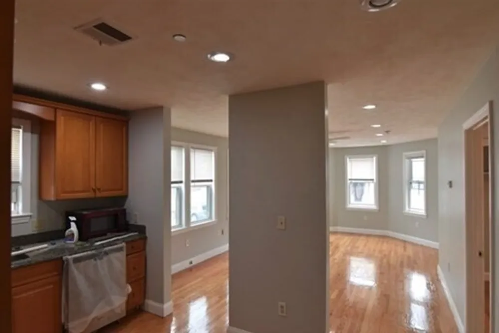 73 Hamilton St, Boston, MA 02125