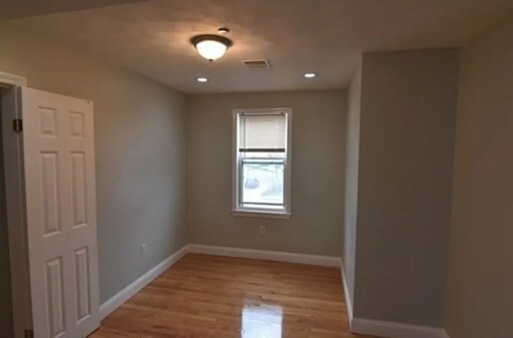 73 Hamilton St, Boston, MA 02125