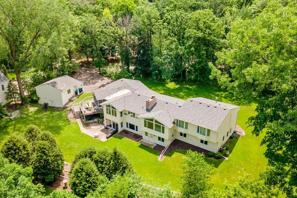 4604 Merilane, Edina, MN 55436