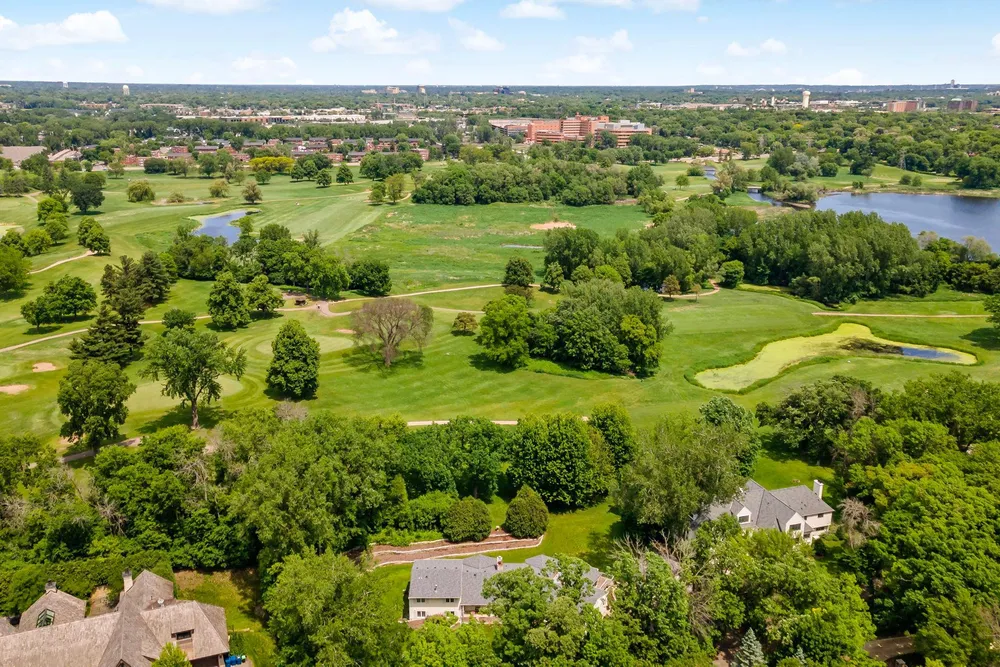 4604 Merilane, Edina, MN 55436