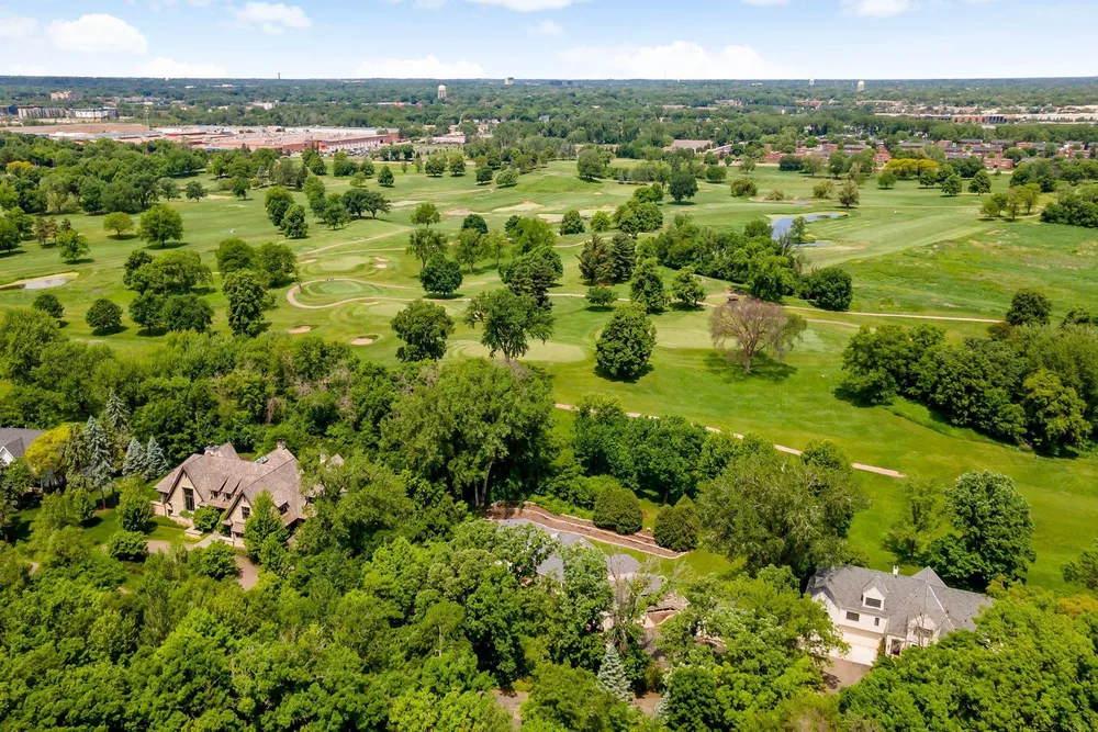 4604 Merilane, Edina, MN 55436
