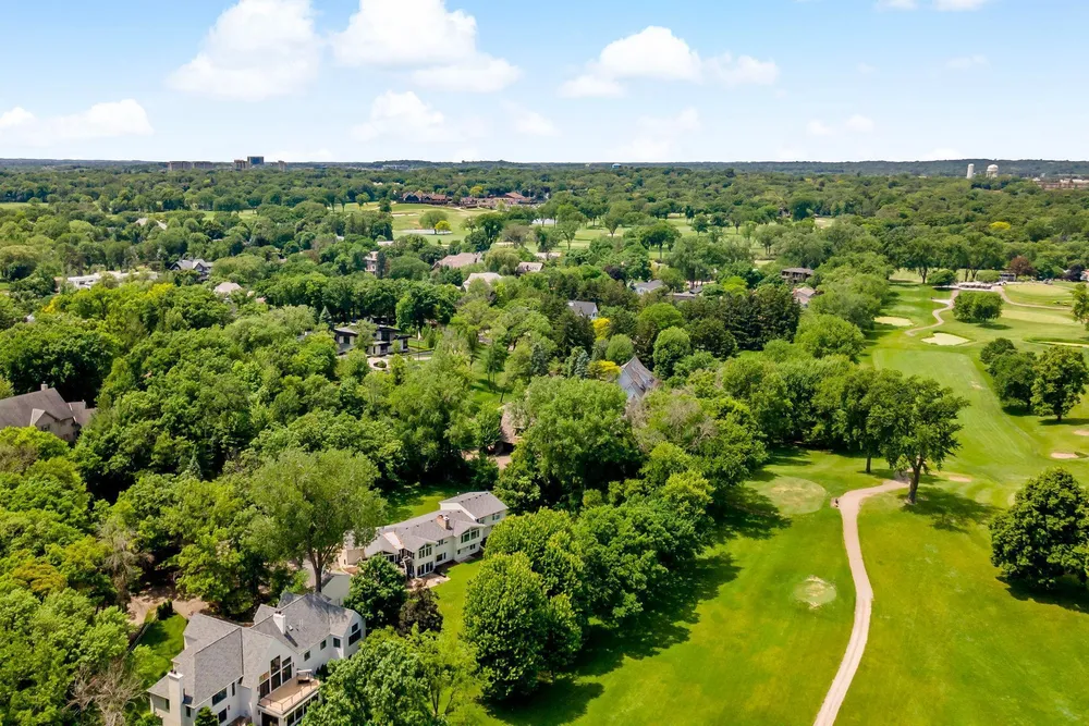 4604 Merilane, Edina, MN 55436