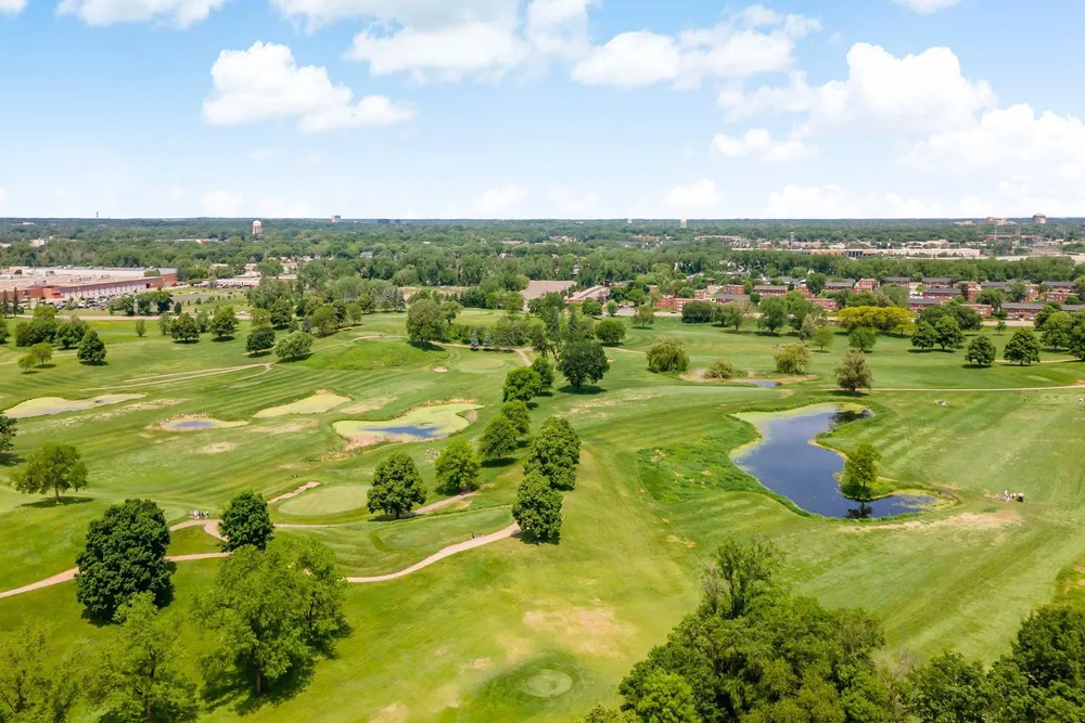 4604 Merilane, Edina, MN 55436