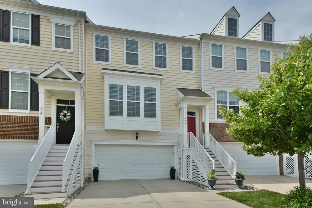 504 Ellison Dr, North Wales, PA 19454