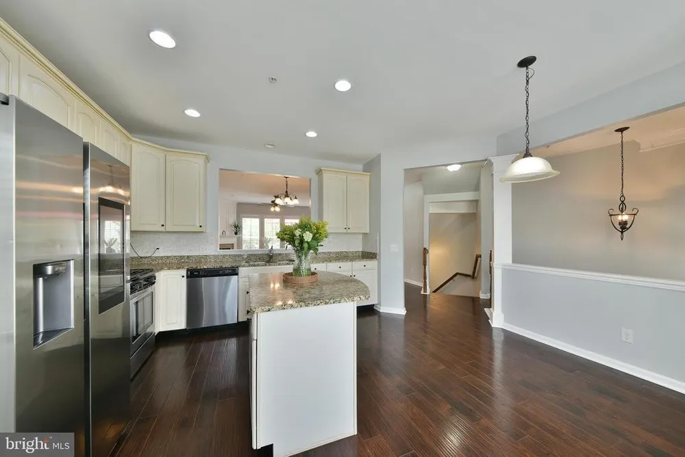504 Ellison Dr, North Wales, PA 19454