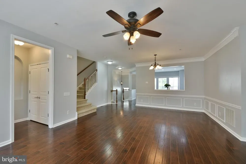 504 Ellison Dr, North Wales, PA 19454