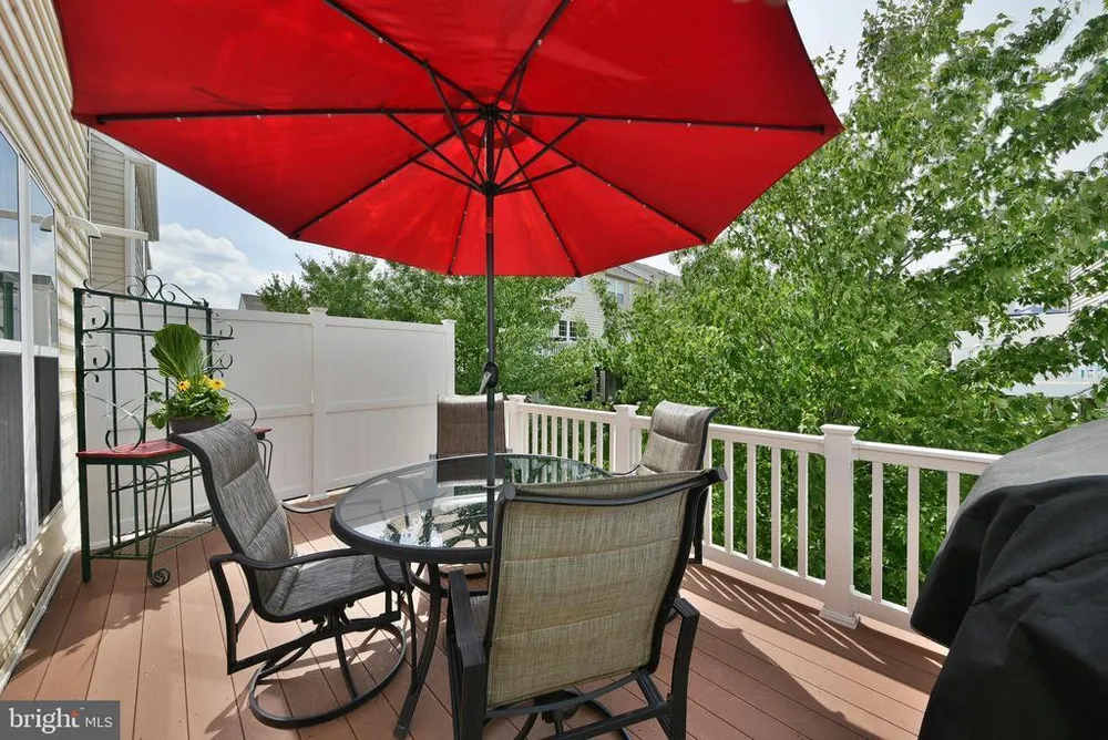 504 Ellison Dr, North Wales, PA 19454