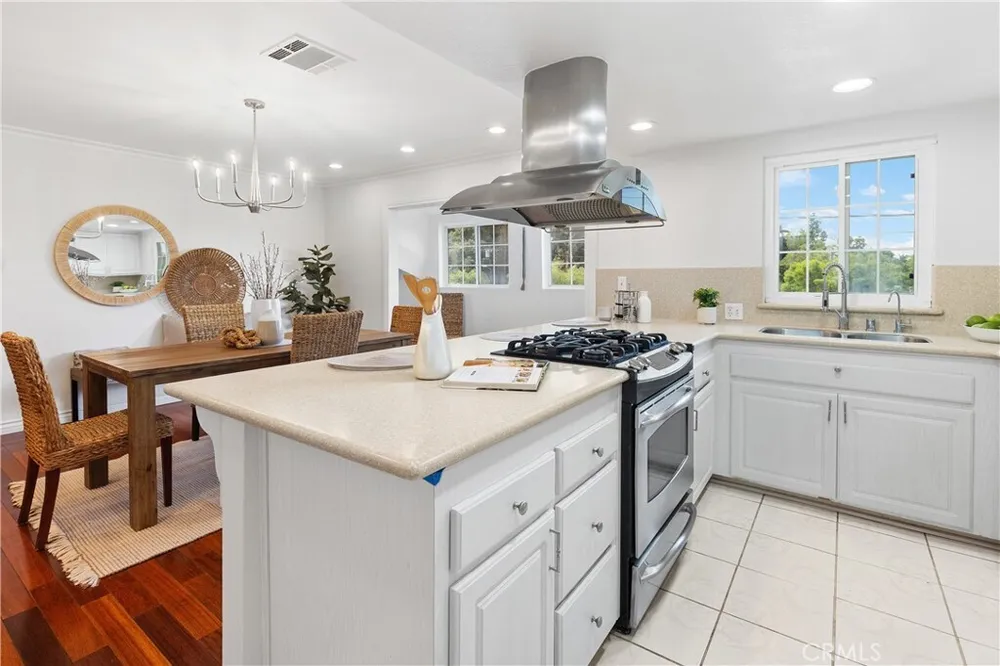 1707 Upperton Ave, Highland Park, CA 90042