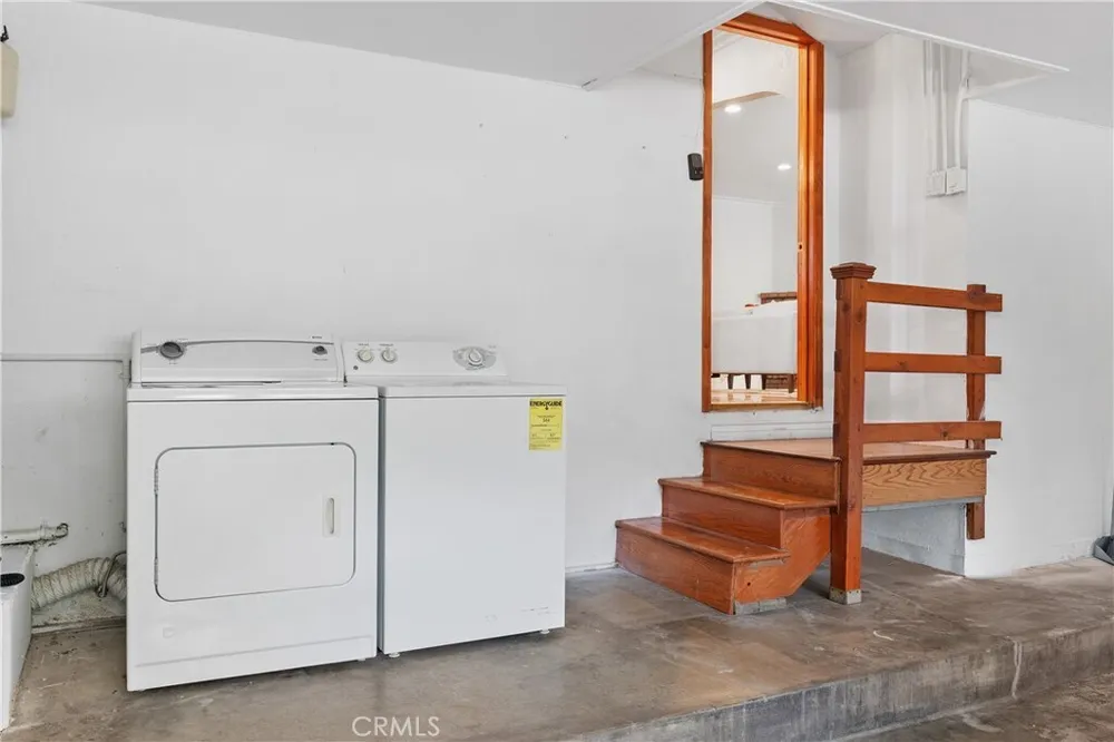 1707 Upperton Ave, Highland Park, CA 90042