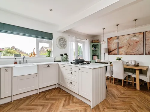 Whitby Crescent, Woodthorpe, Nottinghamphoto