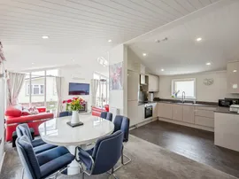 Station Road, Mexborough thumb 2