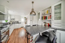 Bircholt Road, Liphook, GU30 photo 8