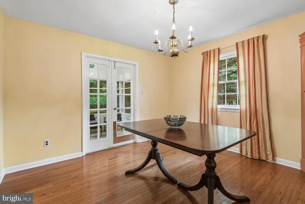 1518 Winchester Rd, Annapolis, MD 21409