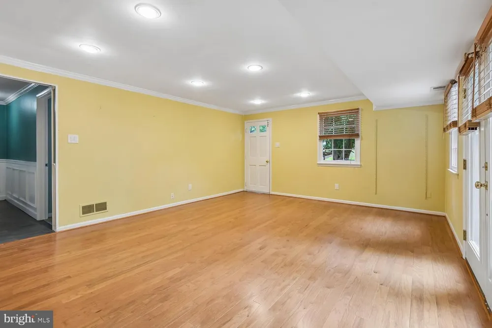 1518 Winchester Rd, Annapolis, MD 21409