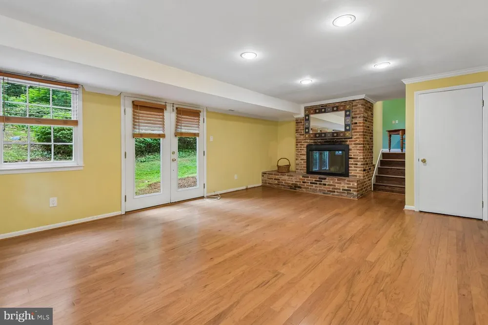 1518 Winchester Rd, Annapolis, MD 21409
