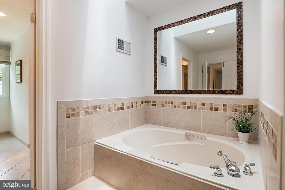 1208 Finneans Run, Arnold, MD 21012