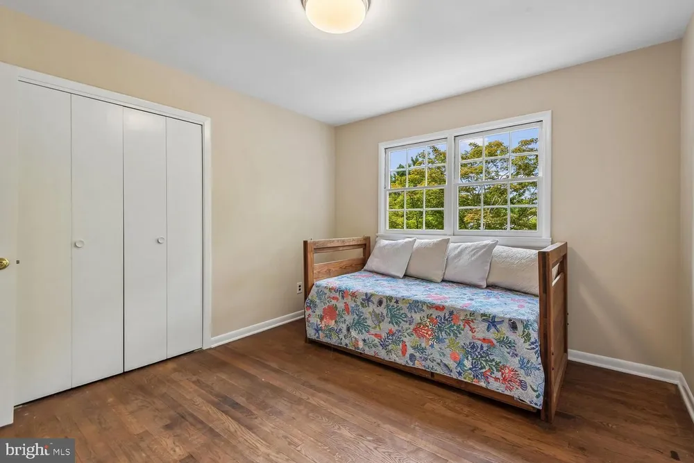 1518 Winchester Rd, Annapolis, MD 21409