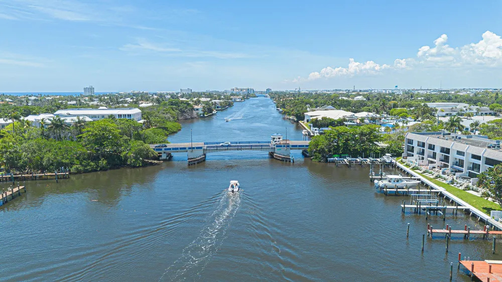 801 Palm Trail, Delray Beach, FL 33483