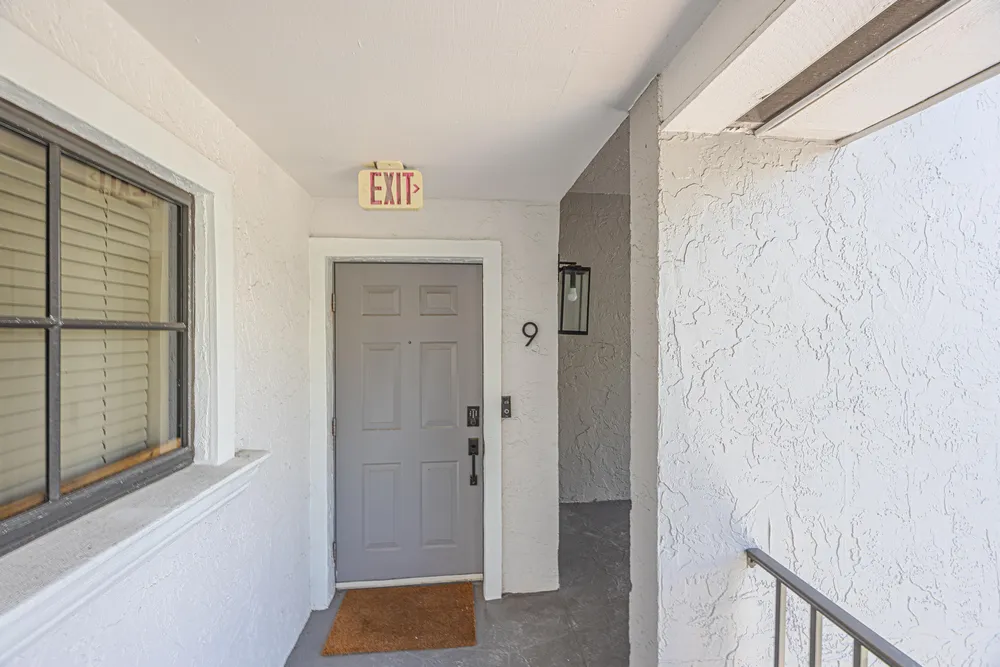 801 Palm Trail, Delray Beach, FL 33483