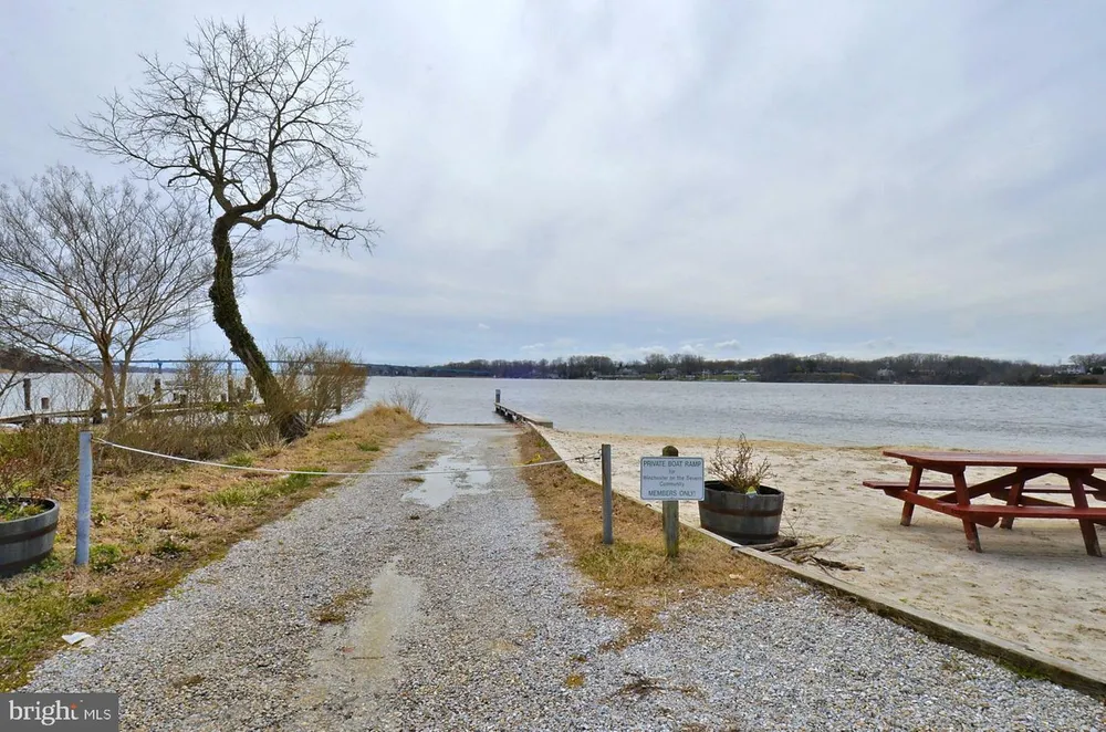 1518 Winchester Rd, Annapolis, MD 21409