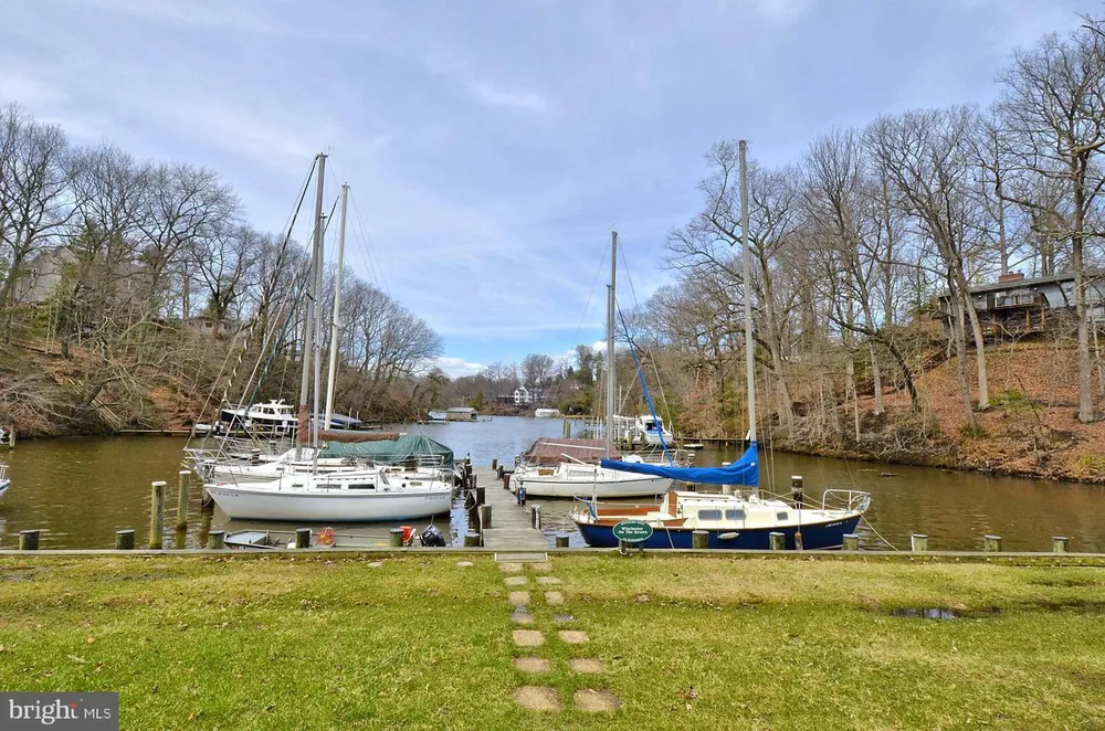1518 Winchester Rd, Annapolis, MD 21409